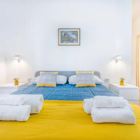 Lux Near Policlinico Modena